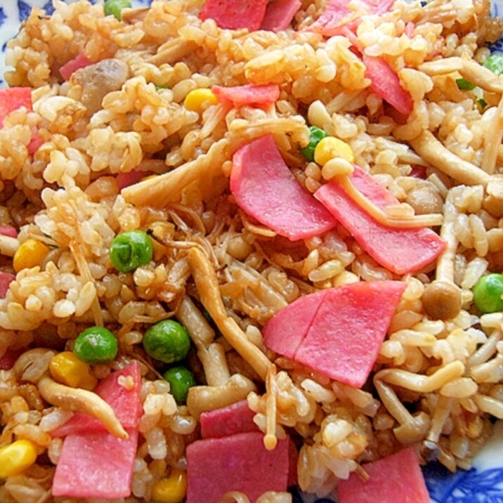 にんにく醤油で5分❤きのこ2種の炒飯♪(冷凍食品)